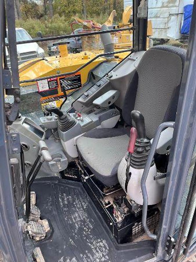 Used 2019 JOHN DEERE 85G