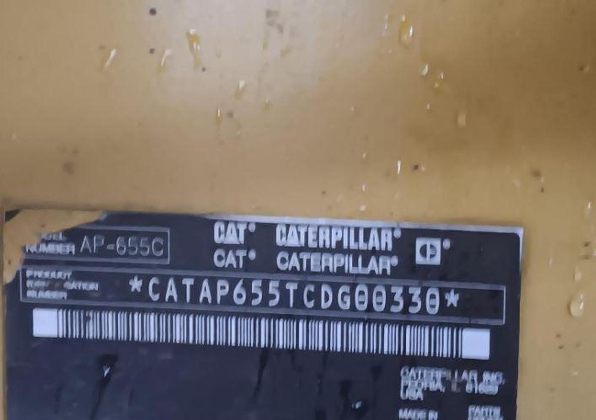 Used 2004 CATERPILLAR AP-655C