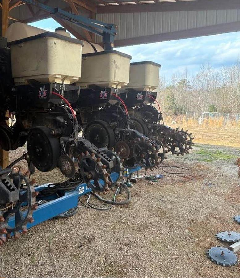 Used 2016 Kinze 3500