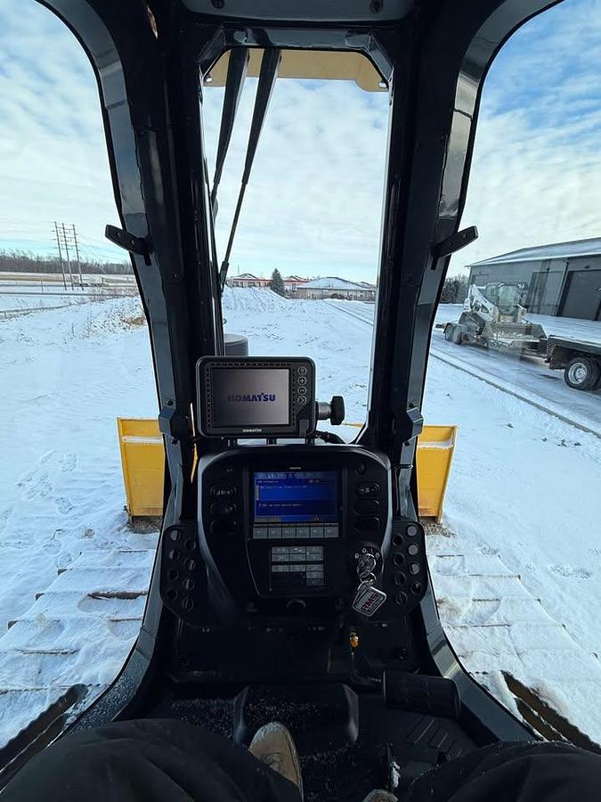 Used 2023 Komatsu D51PXi-24