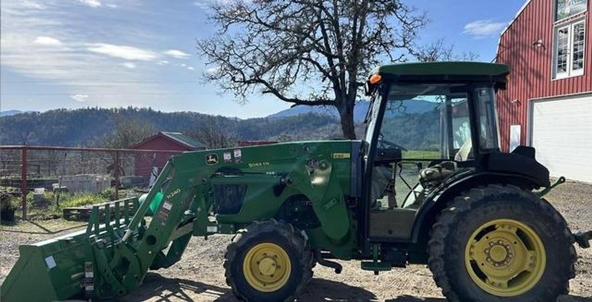 Used 2015 John Deere 5083EN