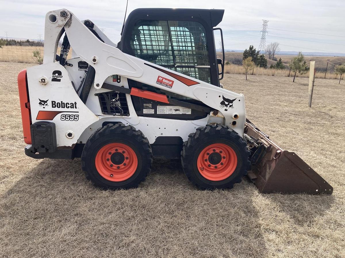 Used 2019 Bobcat S595 Skid-Steer