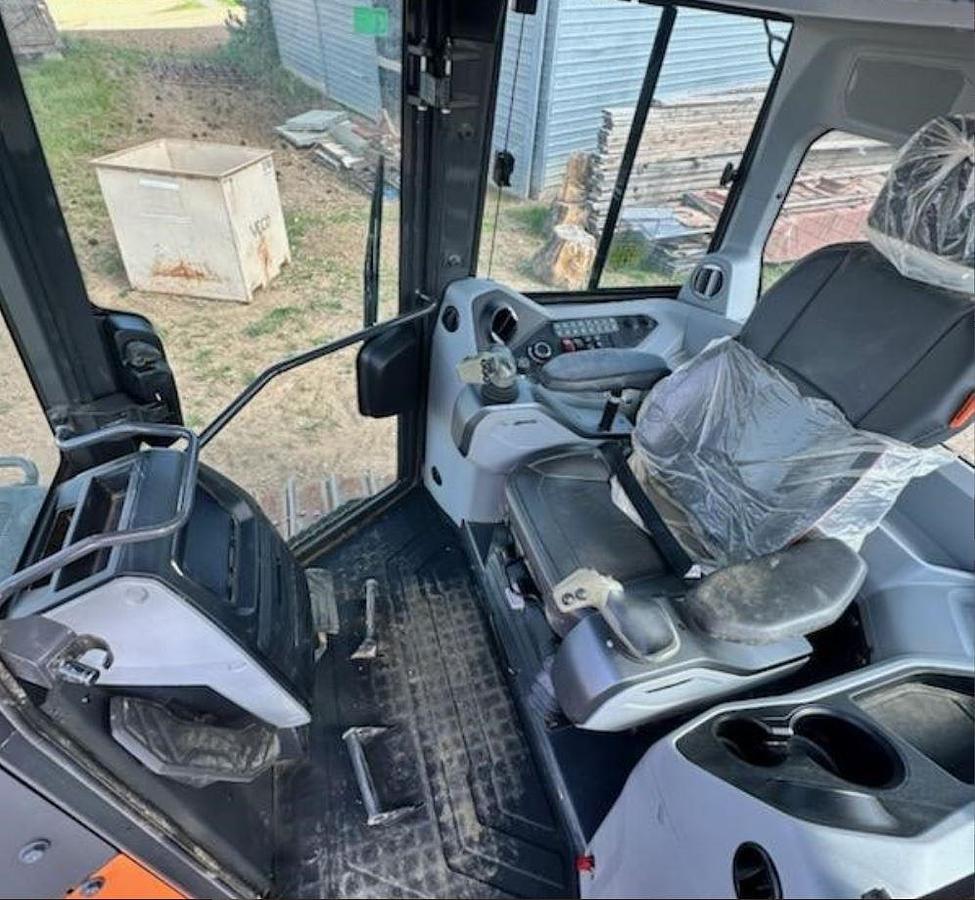 Used 2023 Develon D100