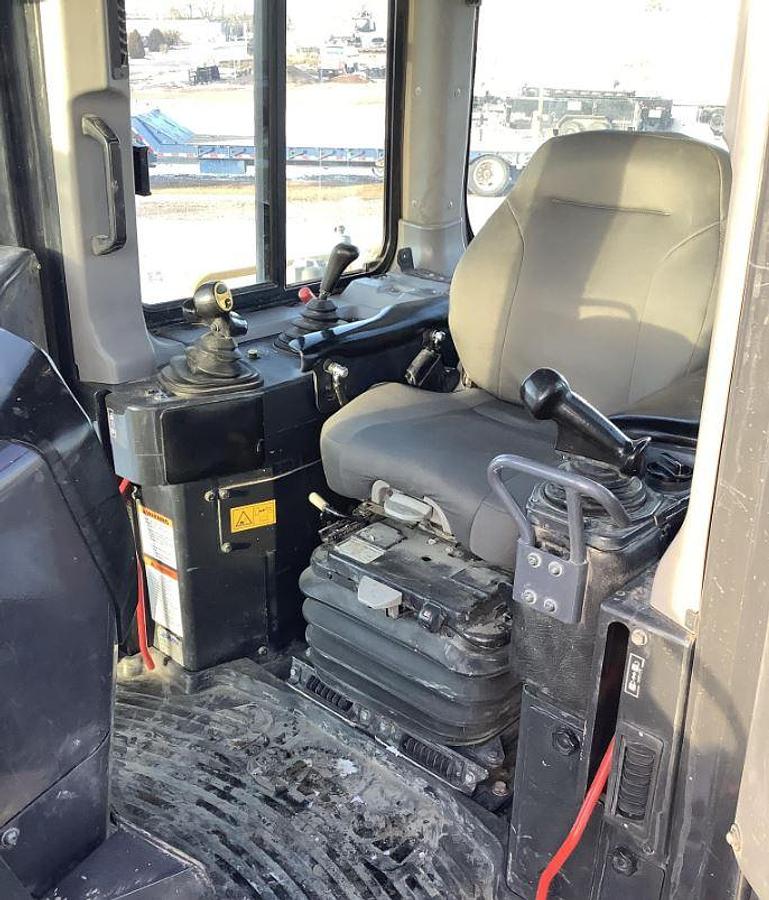 Used 2012 Komatsu D65PX-17