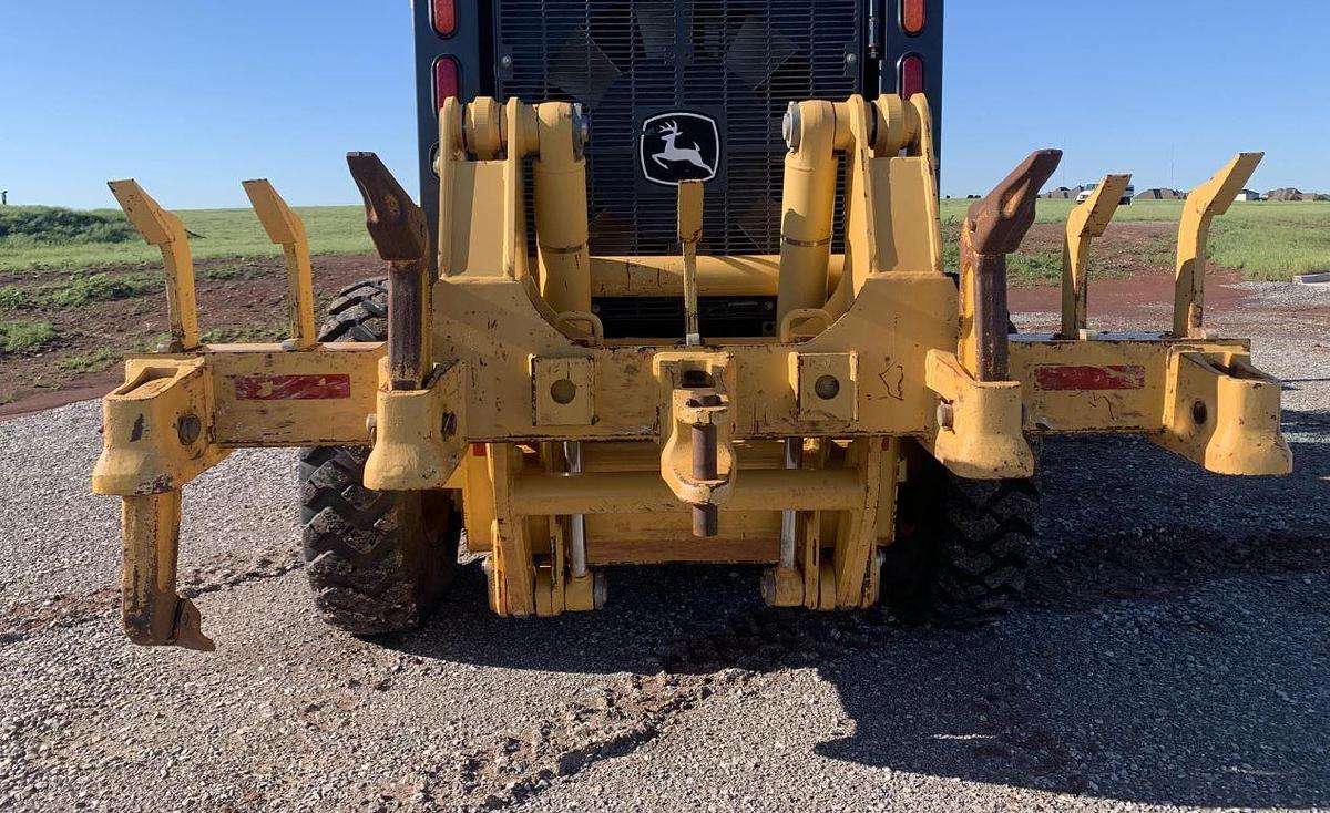 Used 2011 DEERE 672G (Remanufactured 2017)