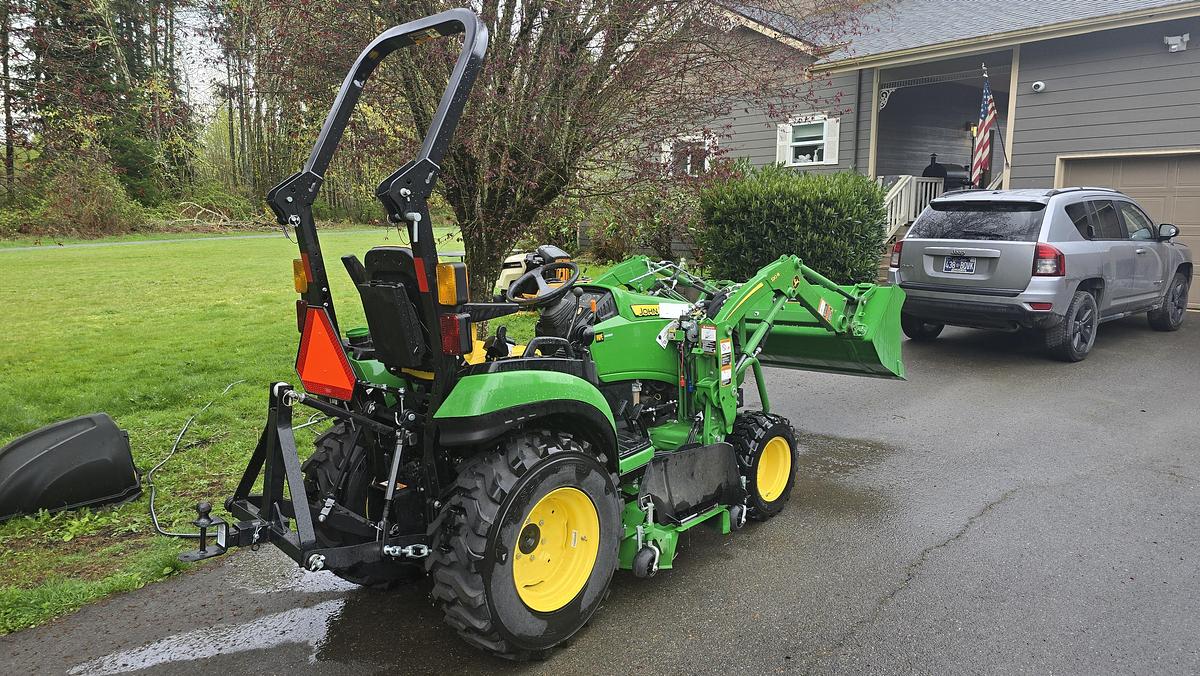 Used 2023 John Deere 2025R
