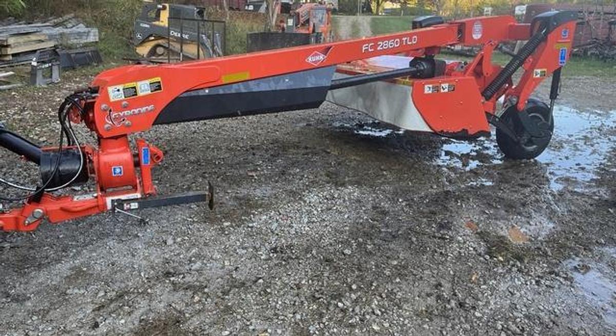 Used 2018 Kuhn FC2860TLD Pull-Type Mower