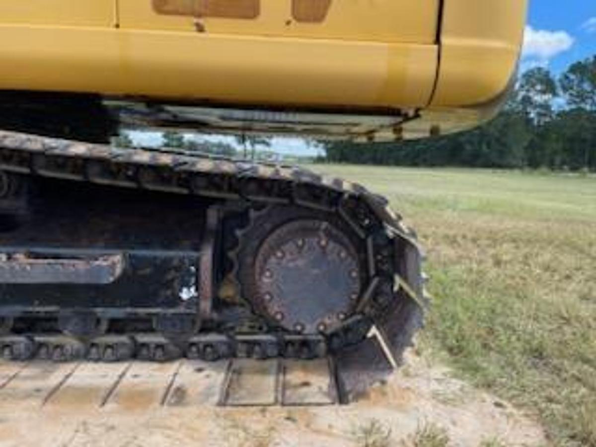 Used 2016 John Deere 210G LC