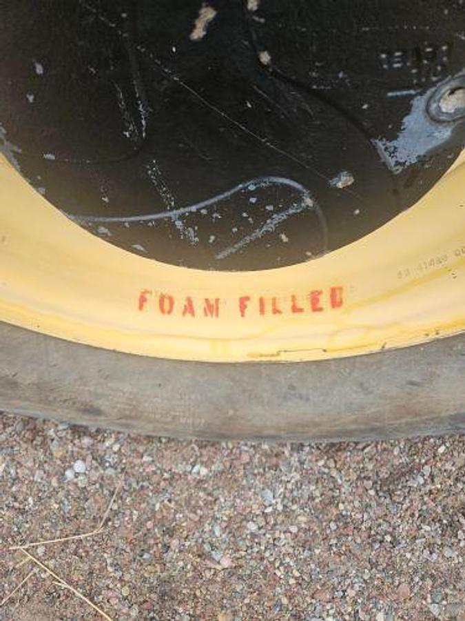 Used 2013 GEHL RS8 42 Telehandler