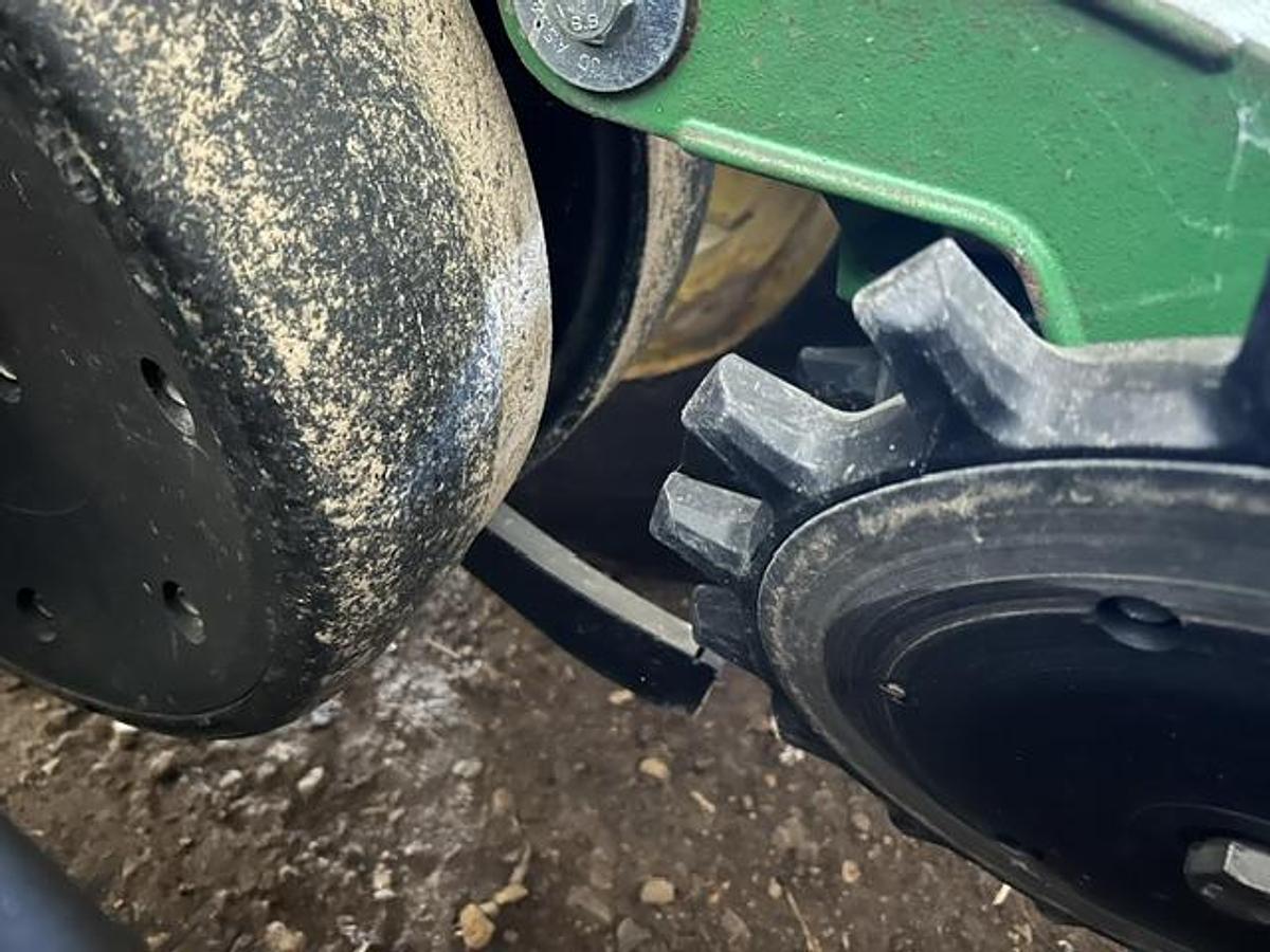 Used 2006 John Deere 1770NT