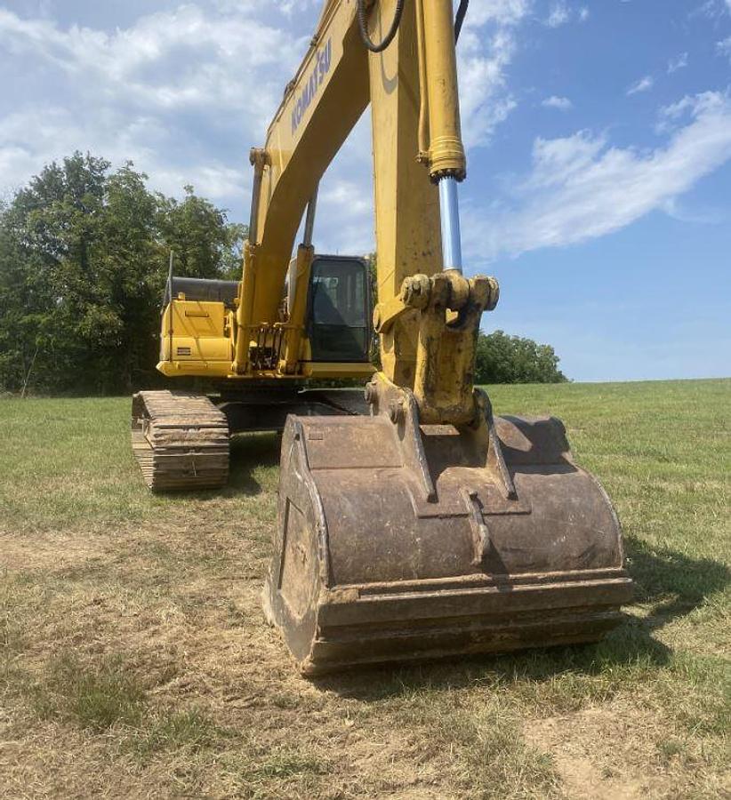 Used 2015 Komatsu PC490LC-10