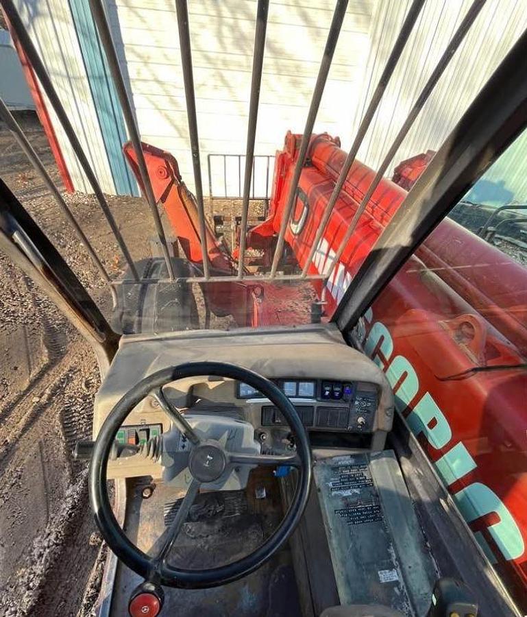 Used 2004 MANITOU MT1745HSLT
