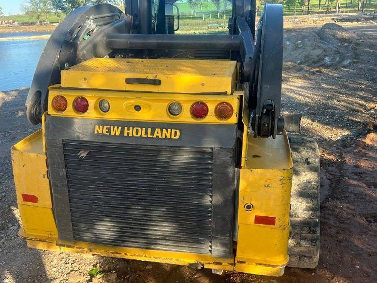 Used 2020 New Holland C-332