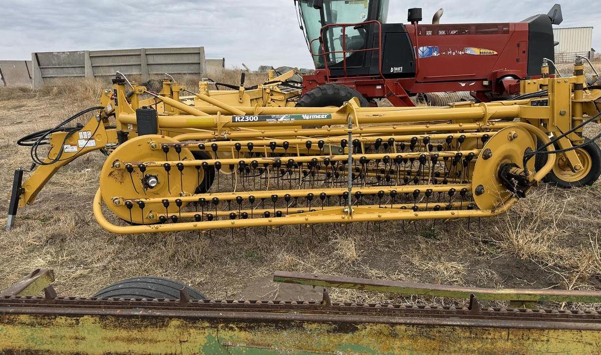 Used 2020 Vermeer R2300 Rake