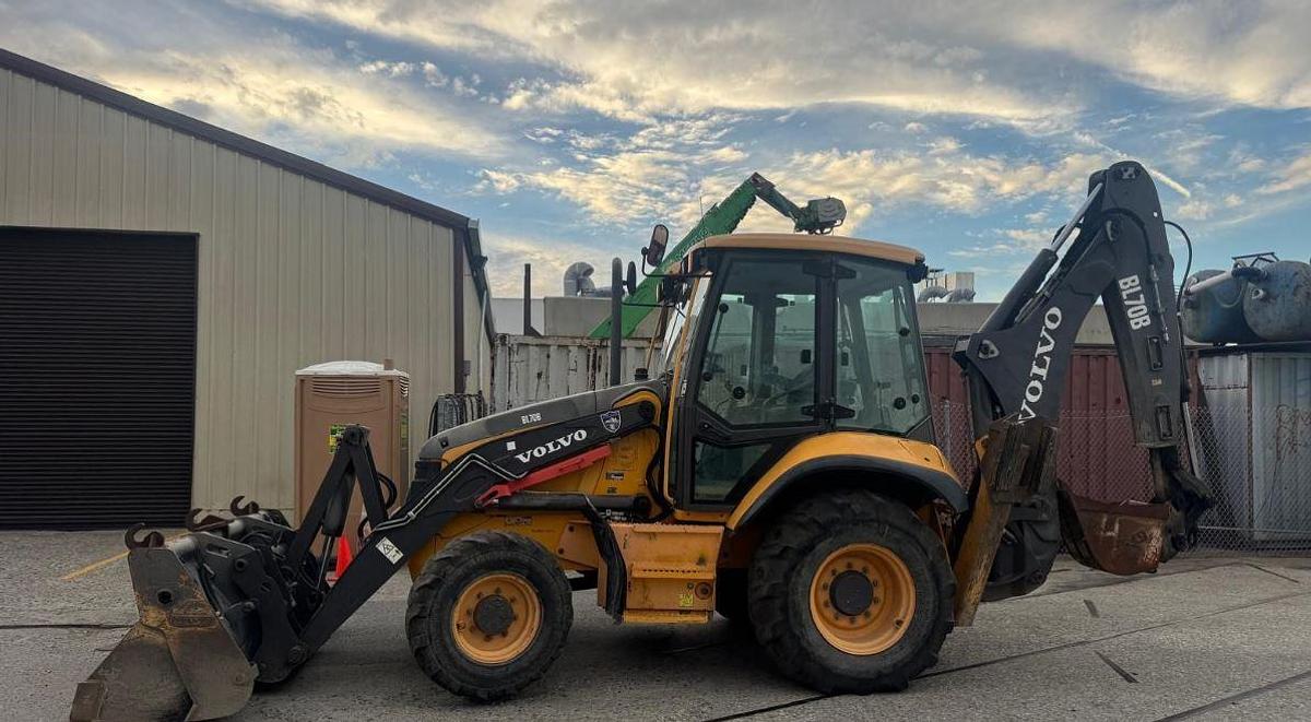 Used 2013 Volvo BL70B