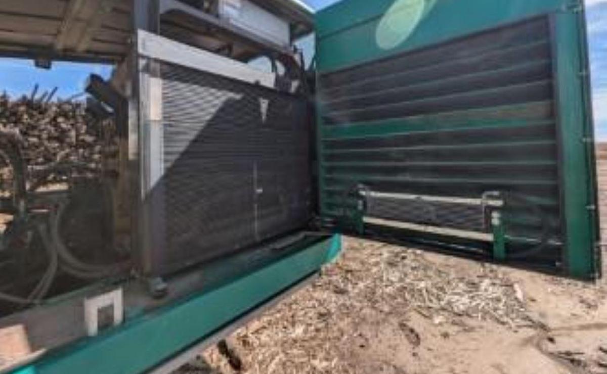 Used 2014 Komptech Crambo 3400