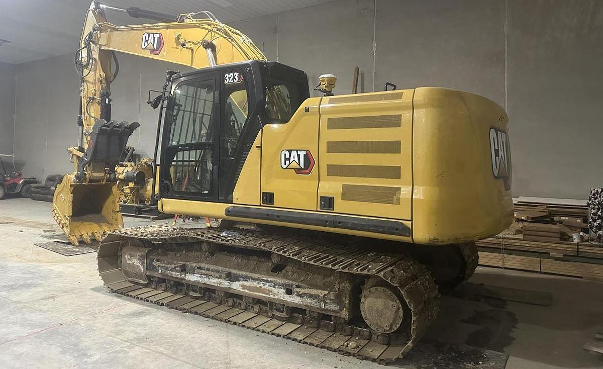 Used 2021 Caterpillar 323 Excavator