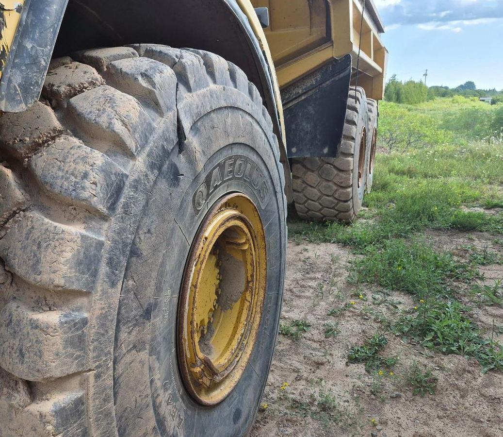 Used 2005 Caterpillar 740 Ej