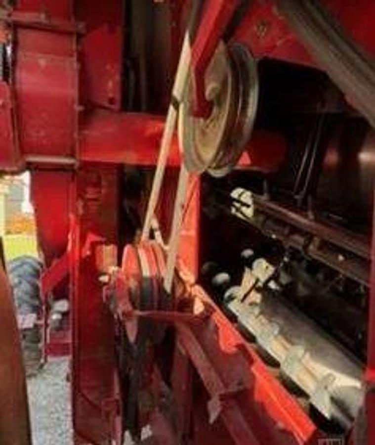 Used 2006 CASE IH 2377 Combine