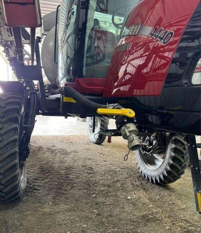Used 2022 Case IH Patriot 4440 Self Propelled Sprayer