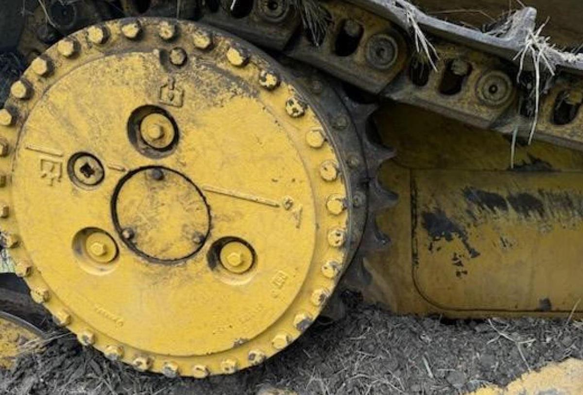 Used 2005 Caterpillar D6R XL LI