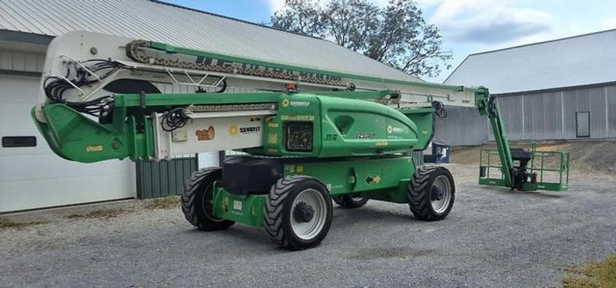 Used 2015 JLG 1250AJP Articulating Boom Lift