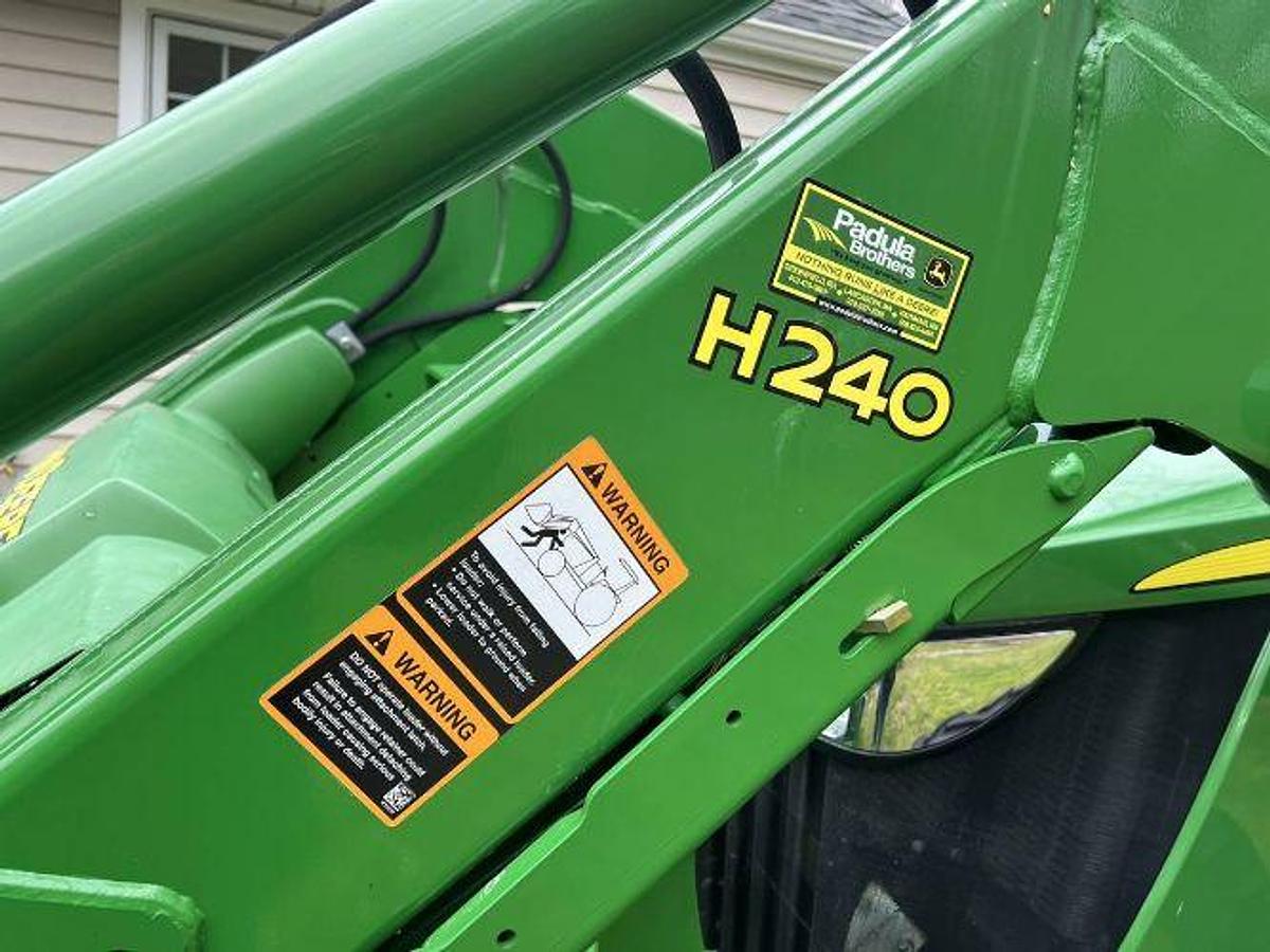 Used 2016 JOHN DEERE 5100E