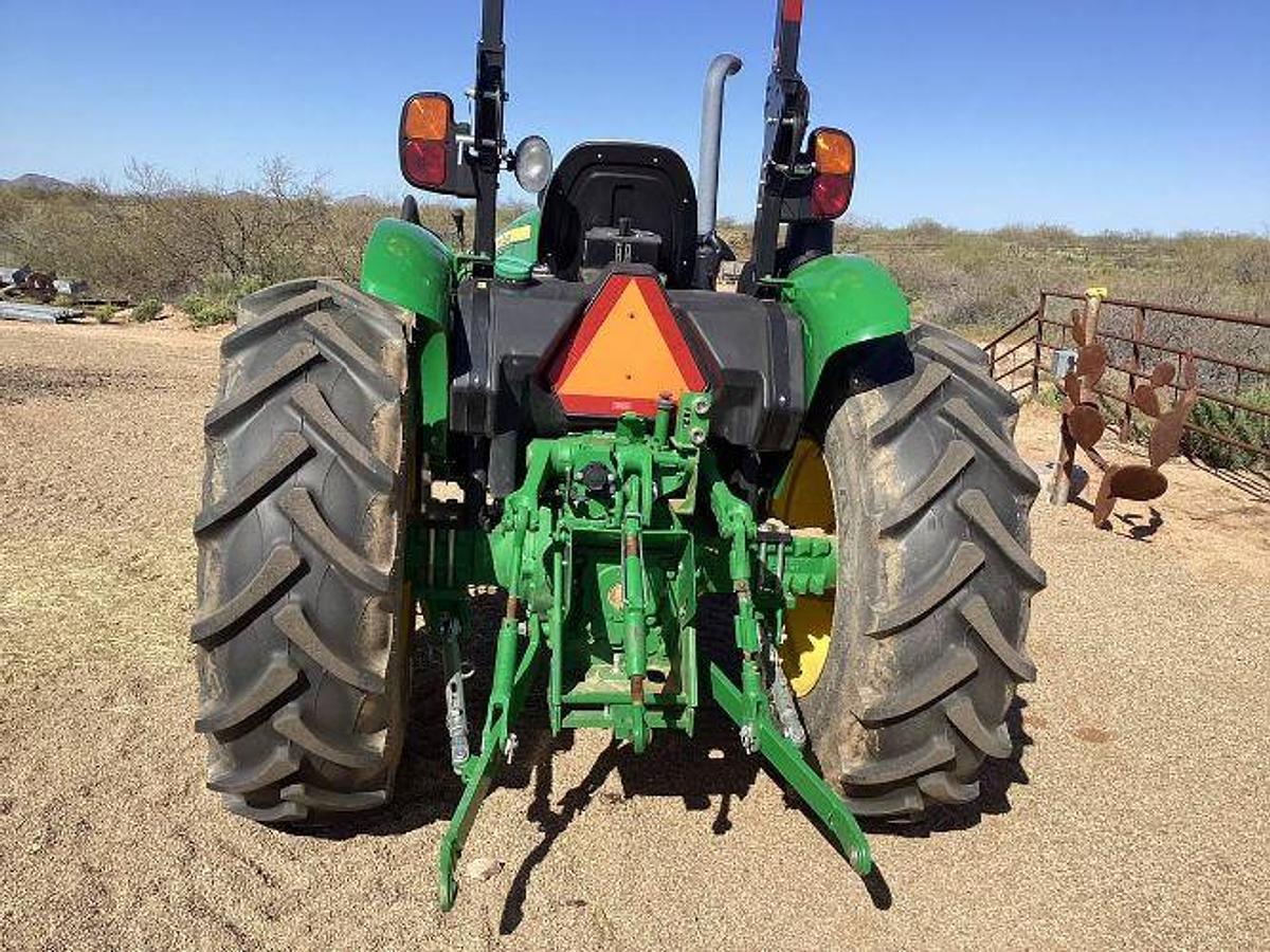 Used JOHN DEERE 5075E
