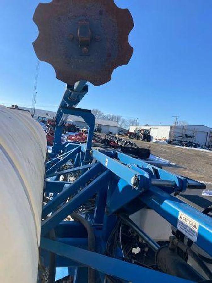 Used 2020 KINZE 3600 Planter