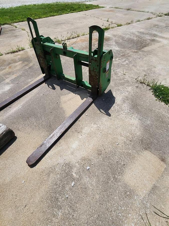 Used 1998 John Deere 6410 MFWD with 640 MSL loader