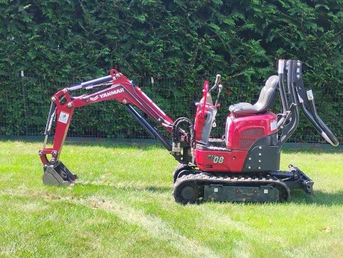Used 2022 Yanmar SV-08-1D