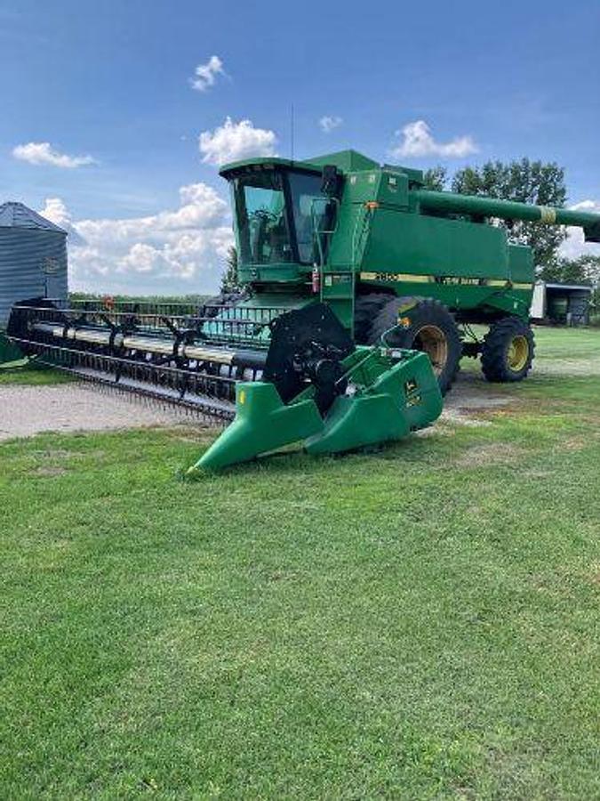 Used 1994 JOHN DEERE 9600 Combine