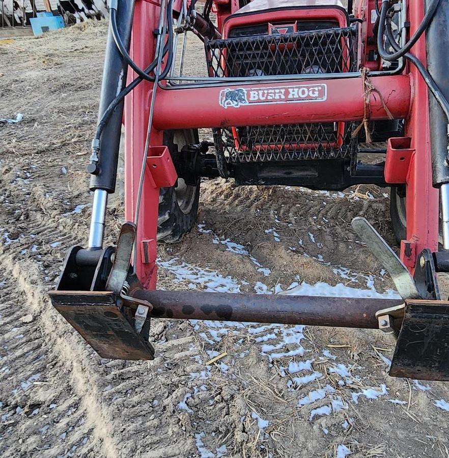 Used 2007 Massey Ferguson 573