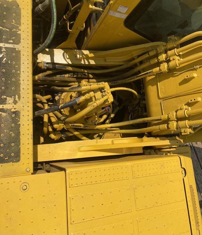 Used 2015 Komatsu PC490LC-10