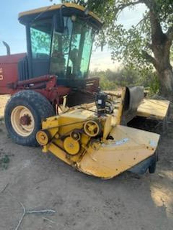 Used 2006 New Holland Hw340 Swather