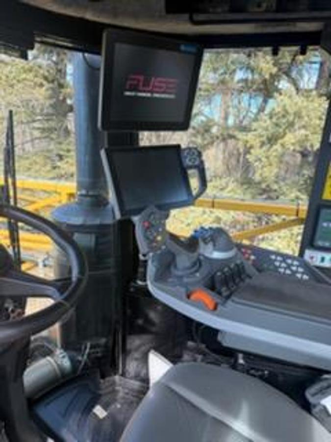 Used 2021 ROGATOR RG1300C Self Propelled Sprayer