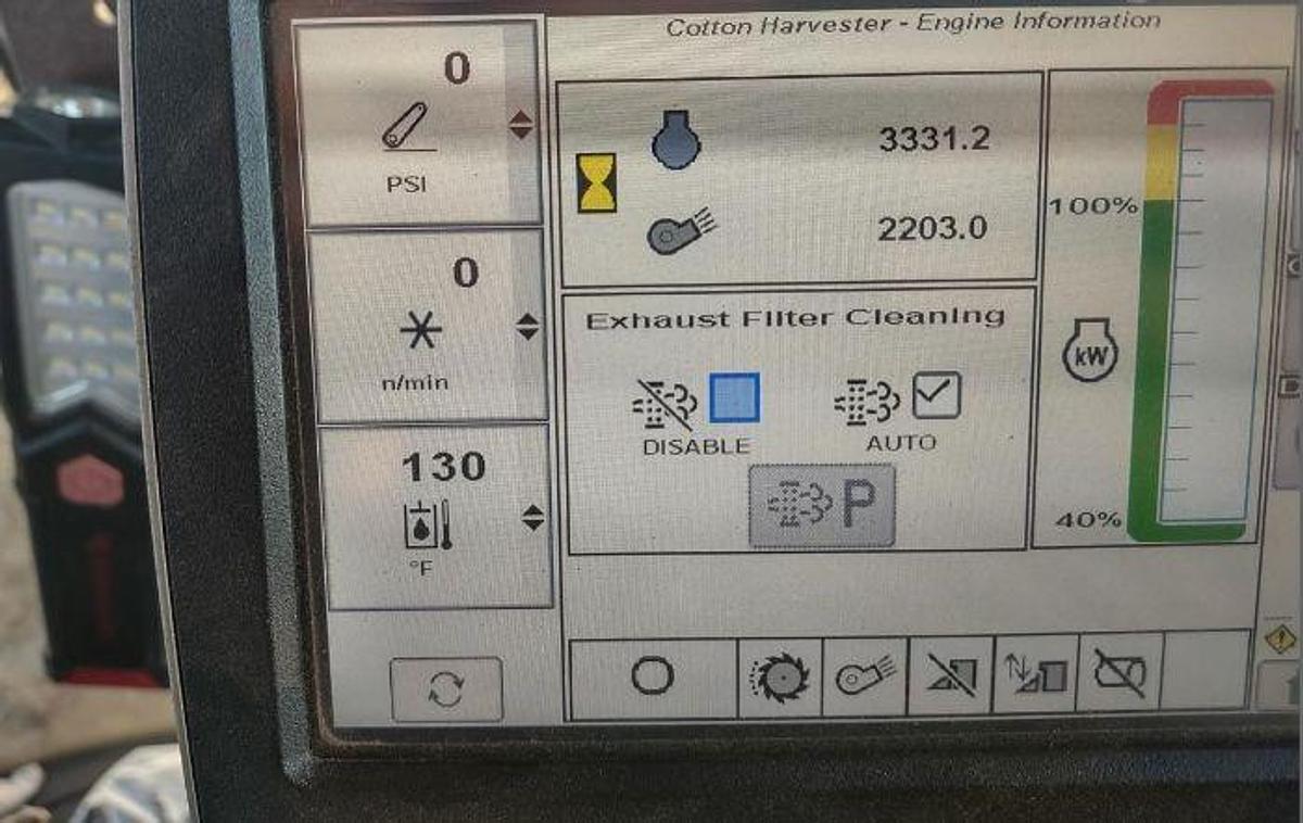 Used 2015 JOHN DEERE CS690