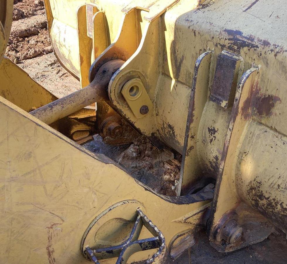 Used 2005 Caterpillar 963C