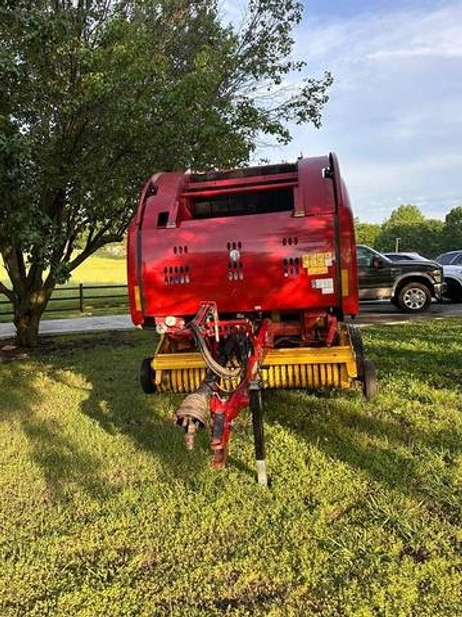Used 2020 New Holland 460 Round Baler