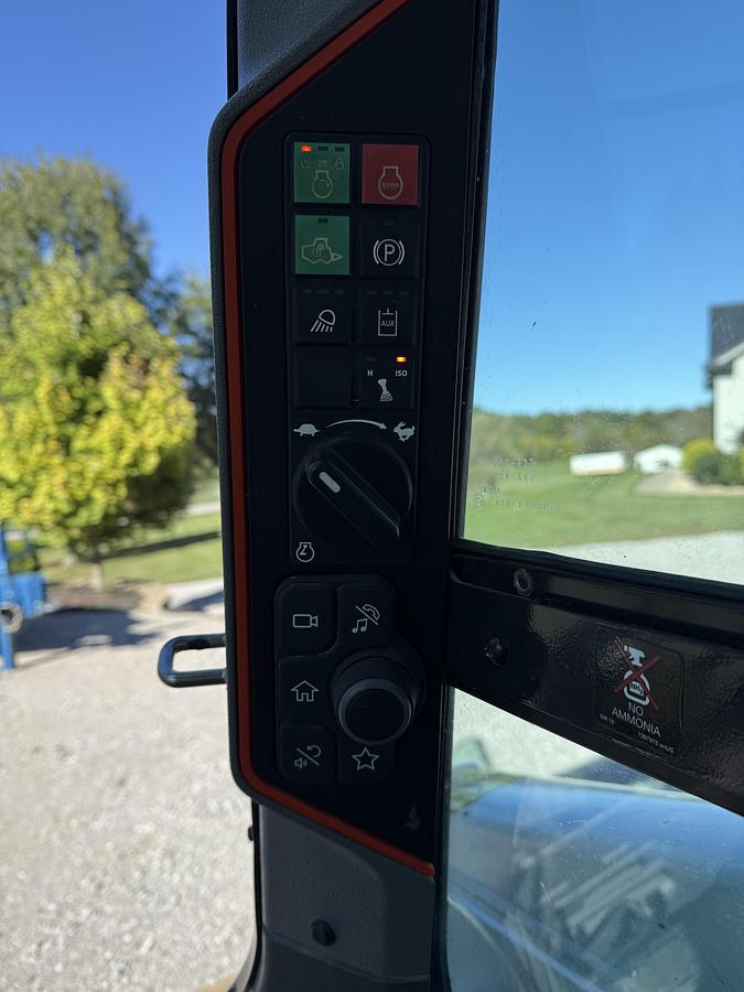 Used 2024 BOBCAT T86 Track Loader