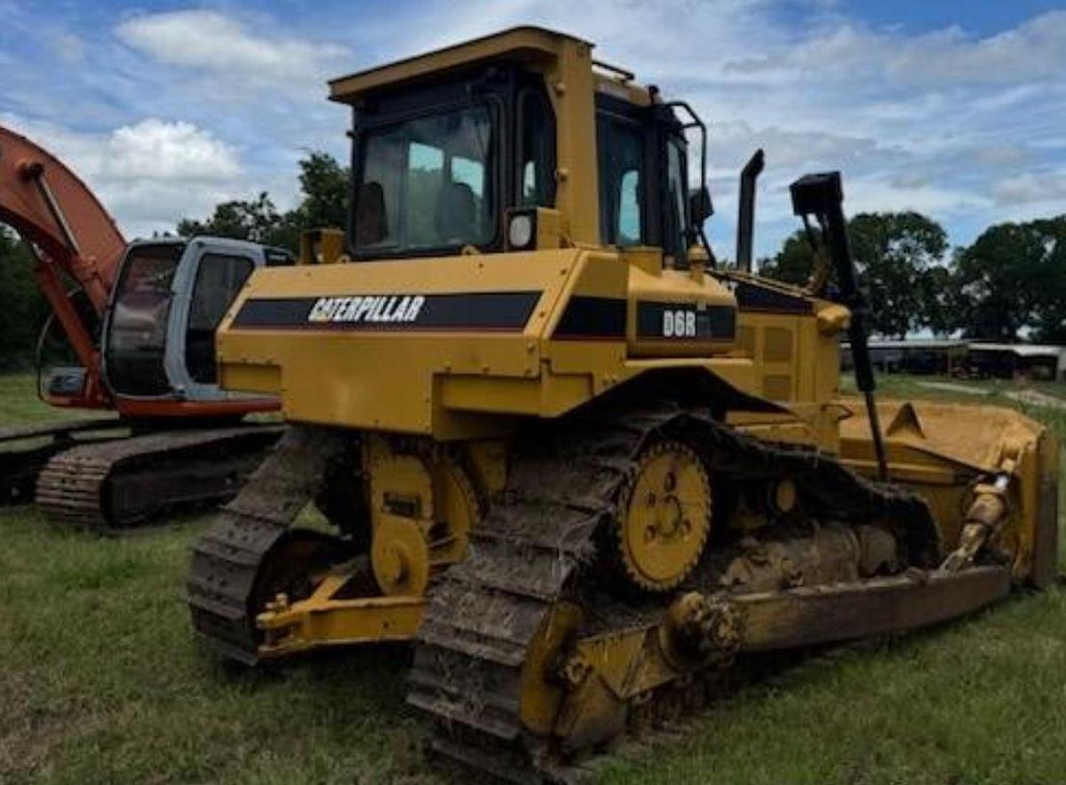 Used 2005 Caterpillar D6R XL LI