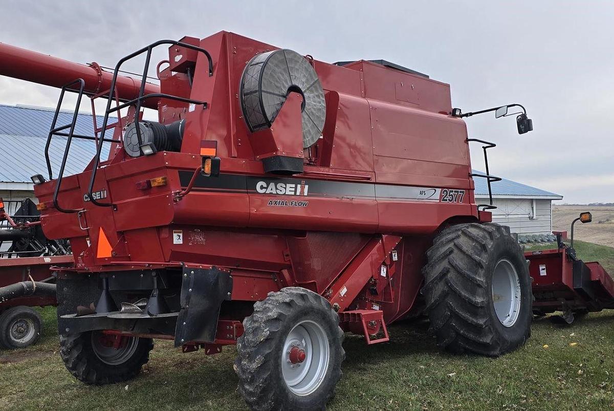 Used 2008 Case IH 2577 Combine