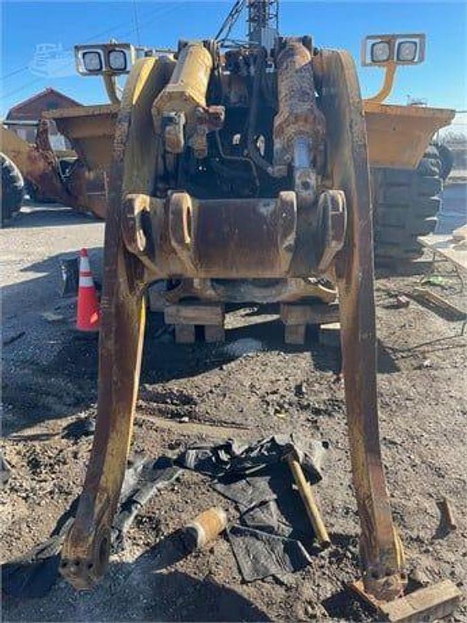 Used 2005 CATERPILLAR 988F