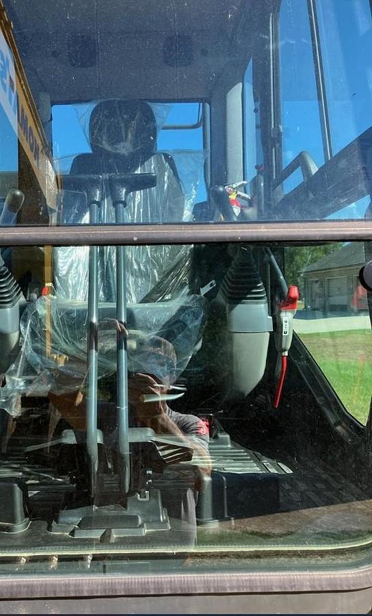 Used 2023 KOMATSU PC170 LC-11