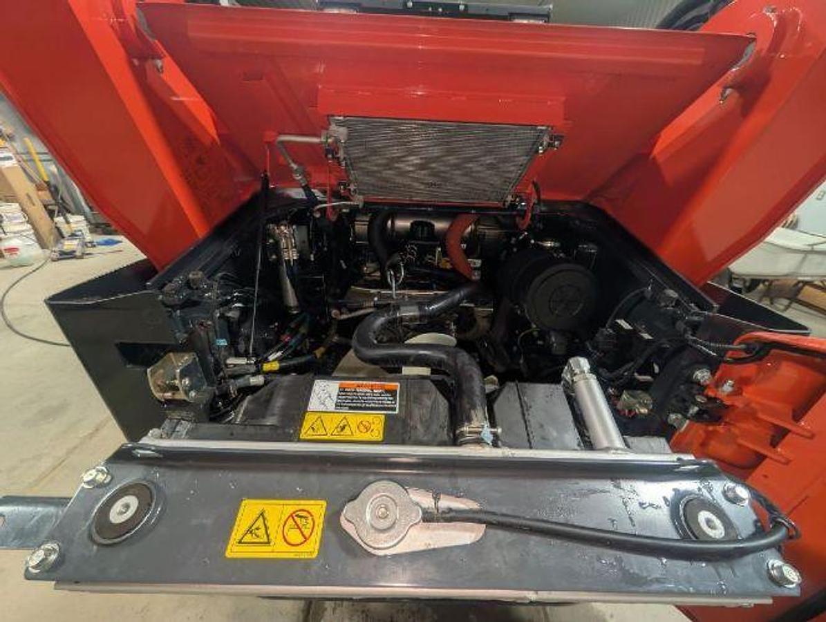 Used 2022 Kubota SLV92-2