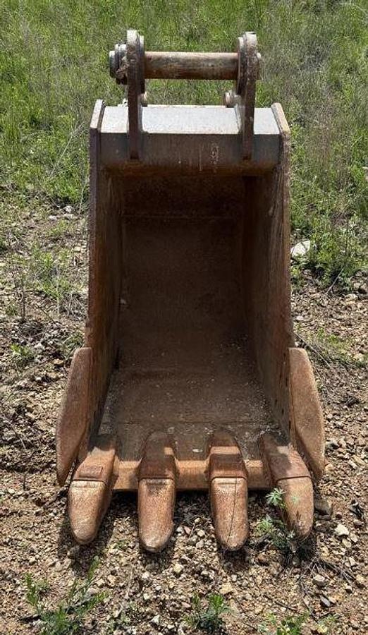 Used 2022 CASE CX300E