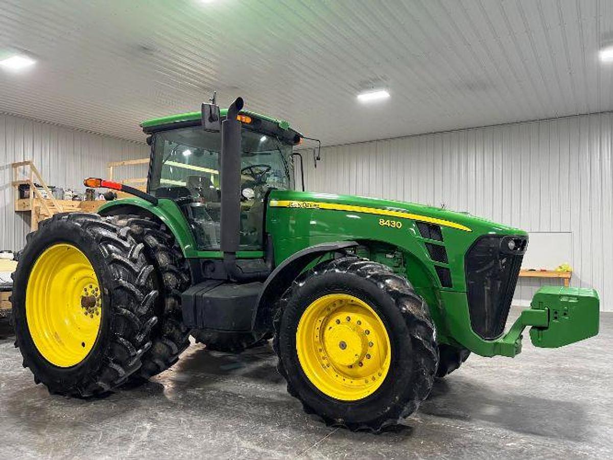 Used 2007 JOHN DEERE 8430