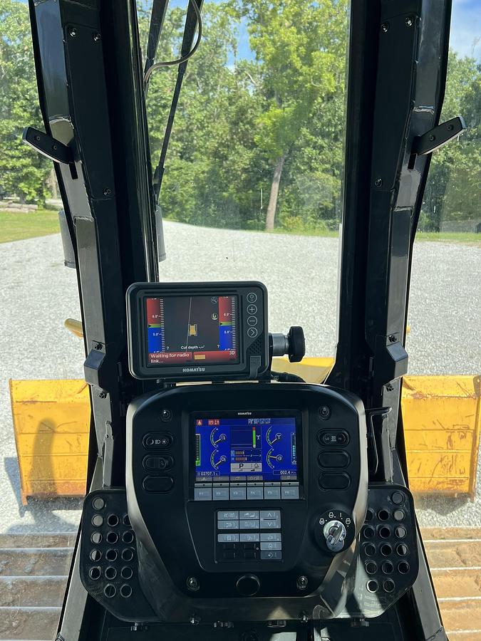 Used 2022 KOMATSU D61PXI24