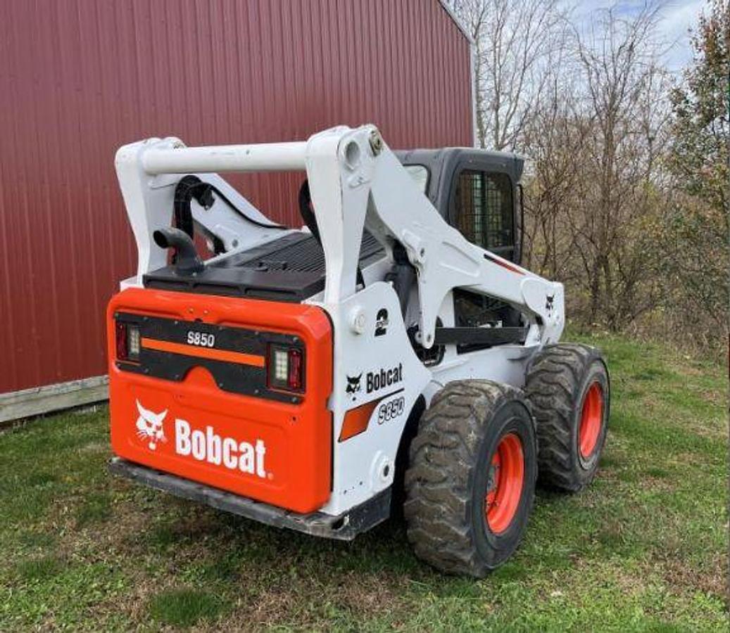 Used 2016 BOBCAT S185