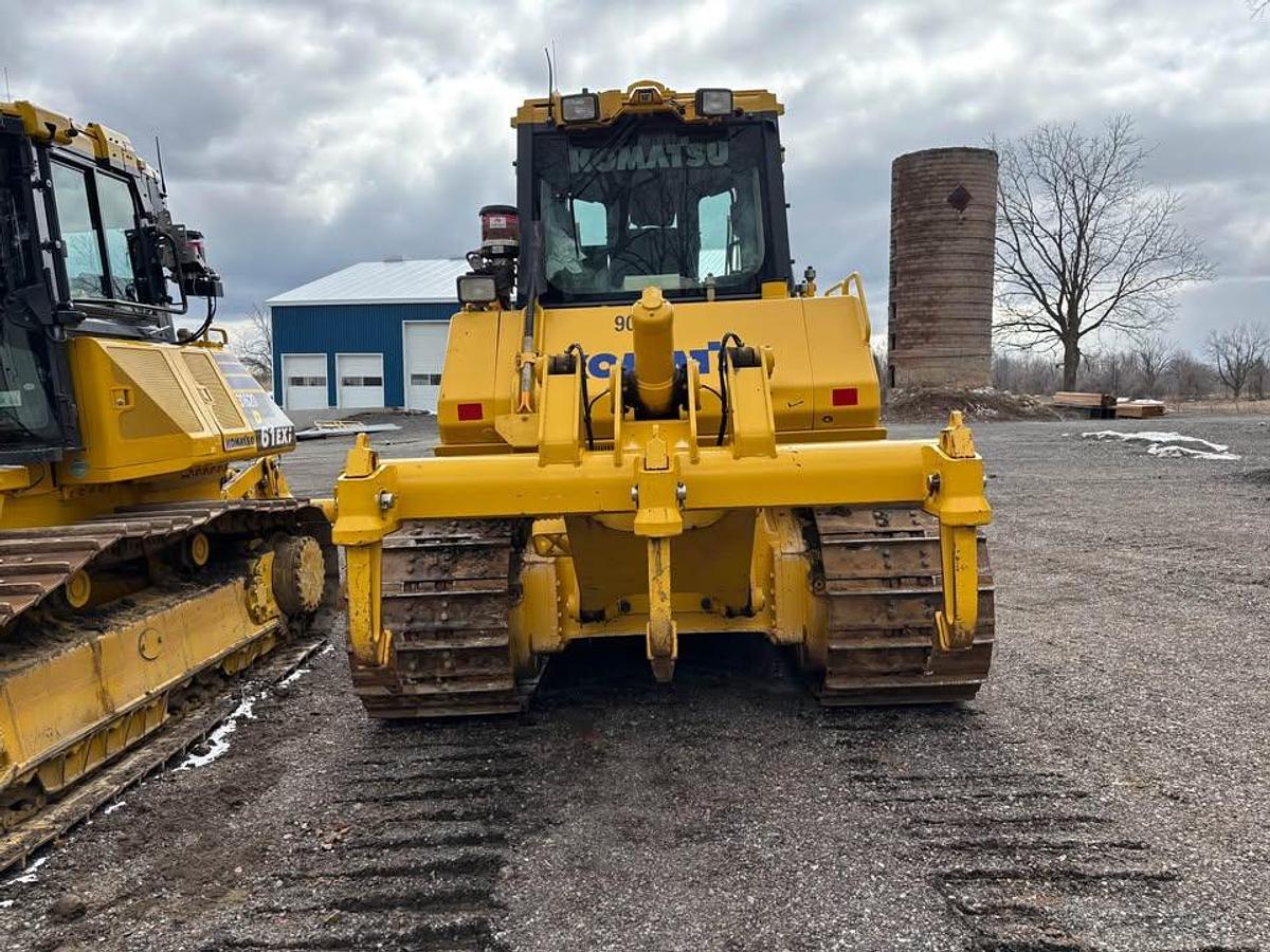 Used 2015 Komatsu D65PXI Bulldozer
